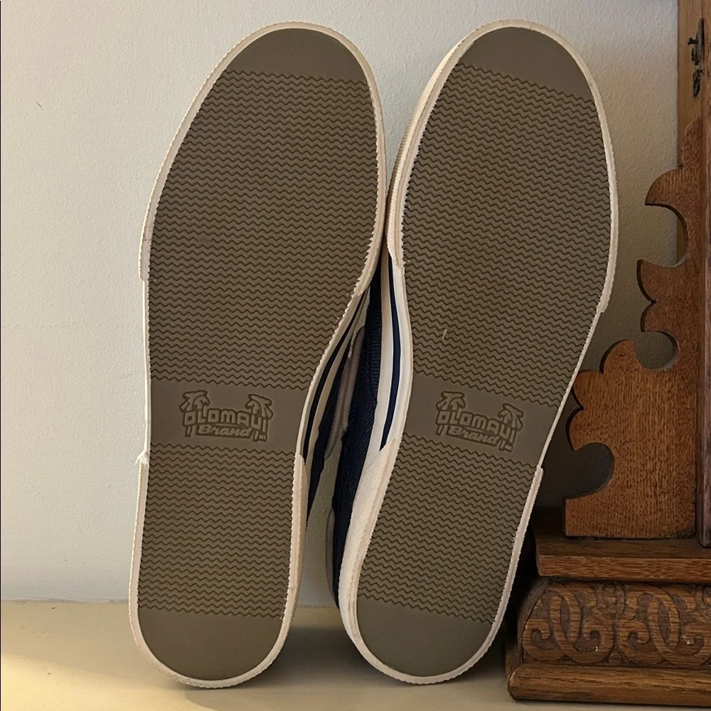 New Tommy Bahama Old Maui Navy Blue Canvas Boat Shoes